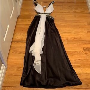 Black/White sequin v-neck evening prom dress